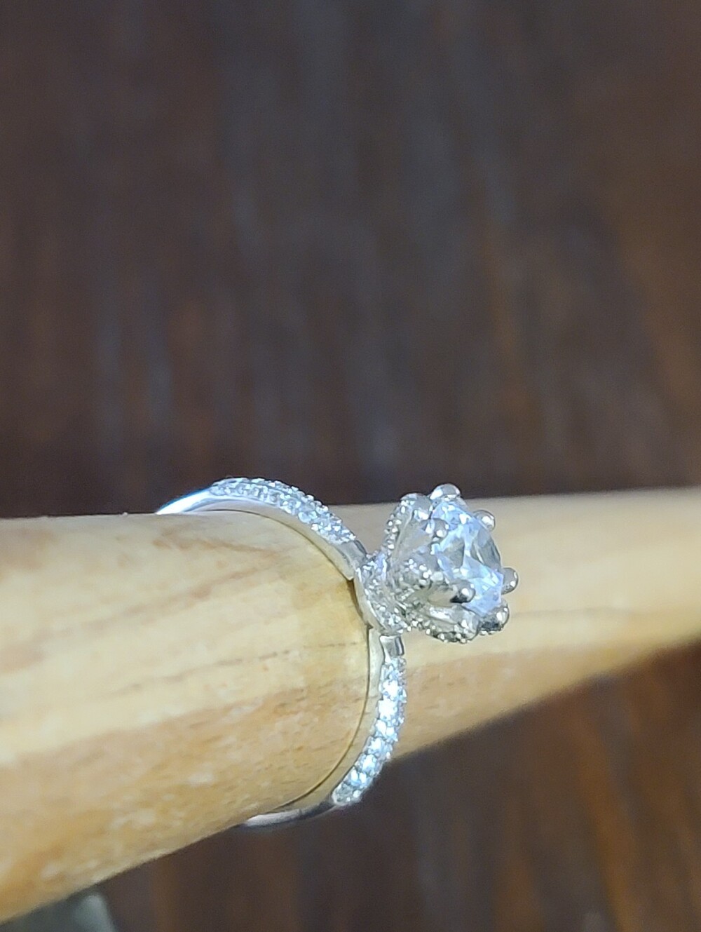 Sterling Silver 925 Solitaire Ring 8.25 - Picture 8 of 9